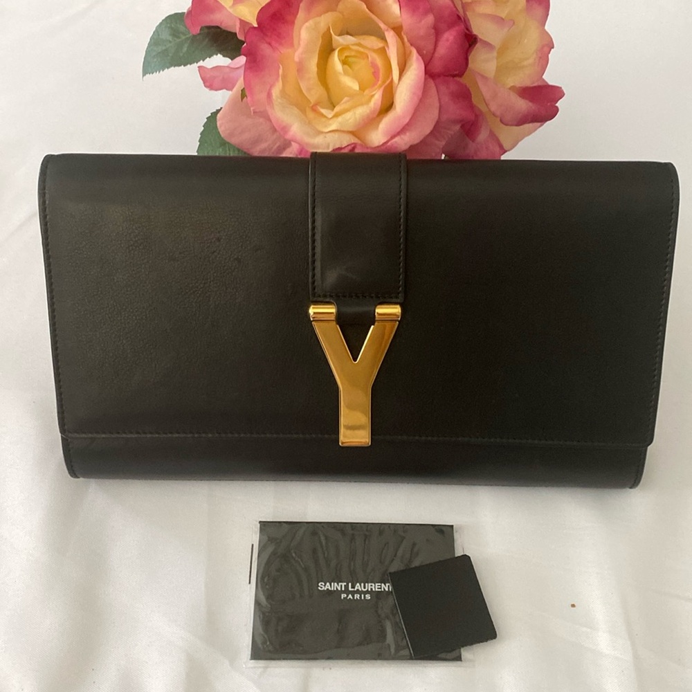 Yves Saint Laurent Clutch